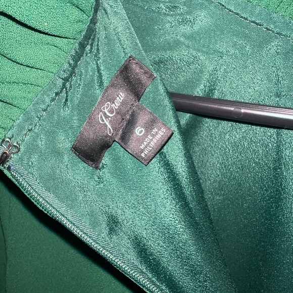 J. Crew Ruffle Neck shift dress in 365 Crepe Kelly Green - Picture 4 of 6